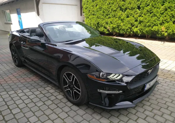 samochody osobowe Ford Mustang cena 93000 przebieg: 100000, rok produkcji 2018 z Mogilno